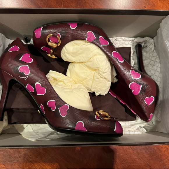 Authentic Gucci bumps sz 37 - Picture 6 of 8